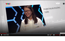Video: Hà Phương,  Học sinh Trường THPT Chuyên - Đại học Vinh tham gia Đường lên đỉnh Olympia Quý IV năm thứ 17