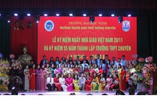 Lễ kỷ niệm 55 năm thành lập Trường THPT Chuyên và 39 năm ngày nhà giáo Việt Nam 20/11